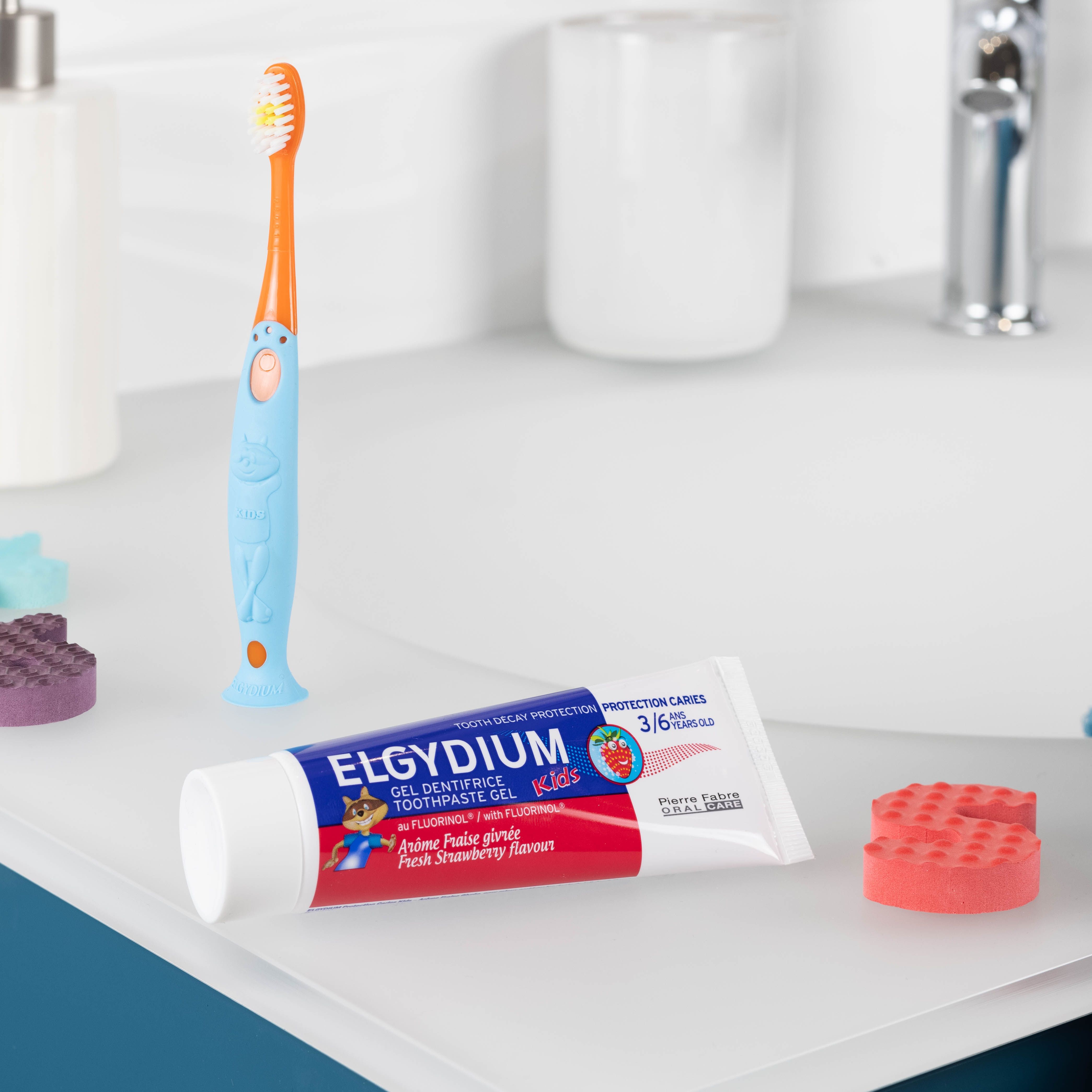 Elgydium Kids, Οδοντόβουρτσα για παιδιά ( 2-6 ετών) 1τεμ.