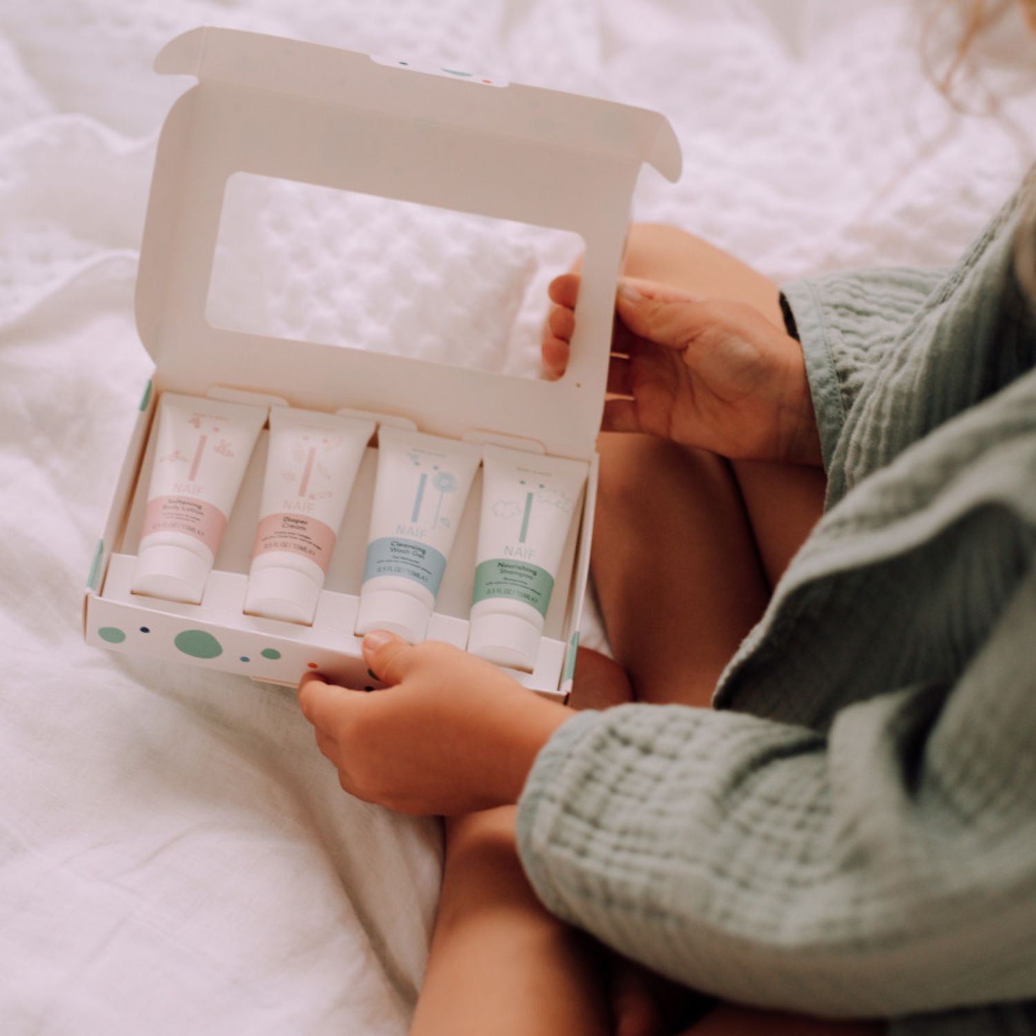 Naif Mini Set Περιποίησης για Βρέφη και Παιδιά 4τμχ