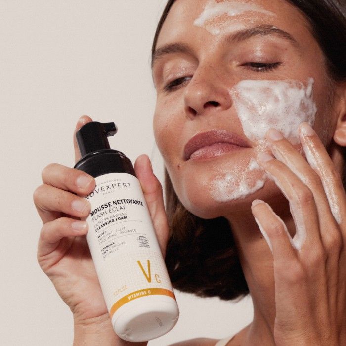 Novexpert Flash Radiance Cleansing Foam, 150ml