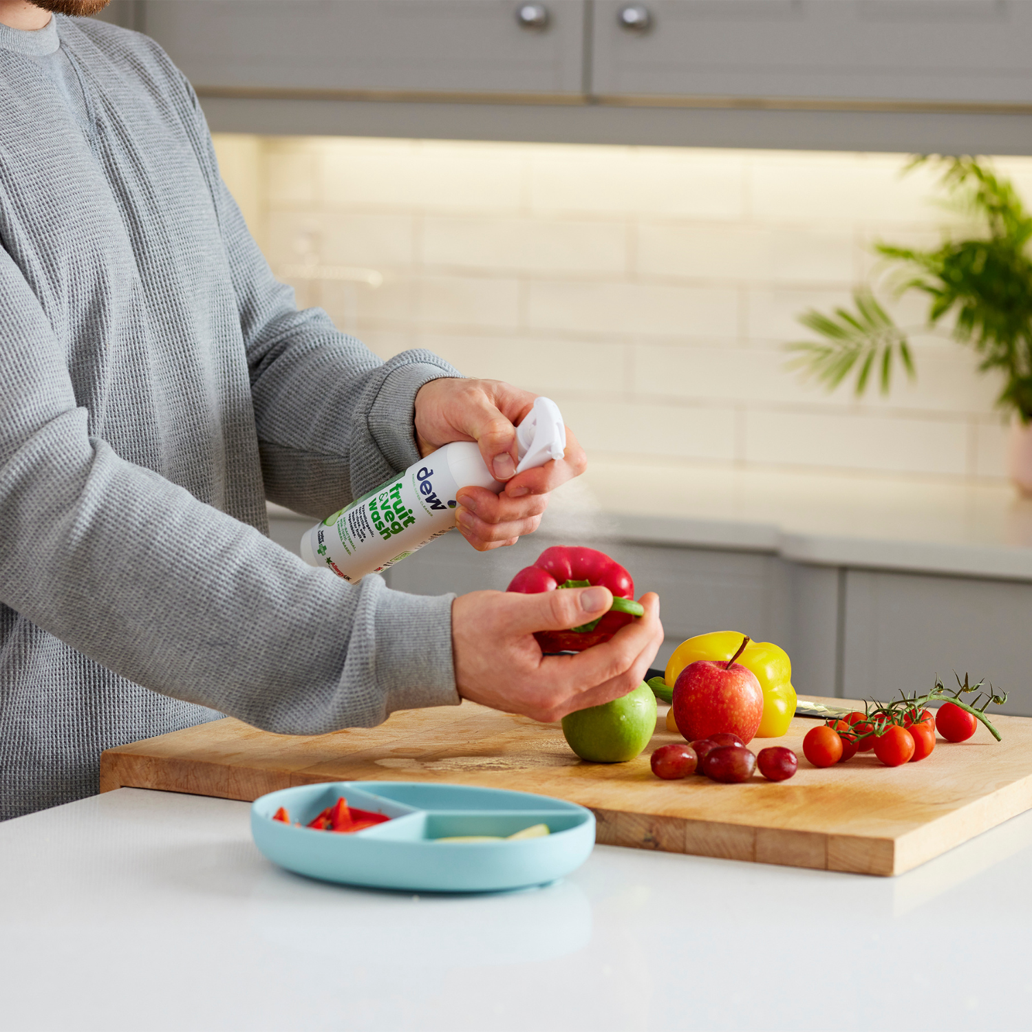 Dew Fruit & Veg Wash, Απολυμαντικό Καθαριστικό Spray Φρούτων και Λαχανικών Χωρίς Τοξικά Χημικά 250ml