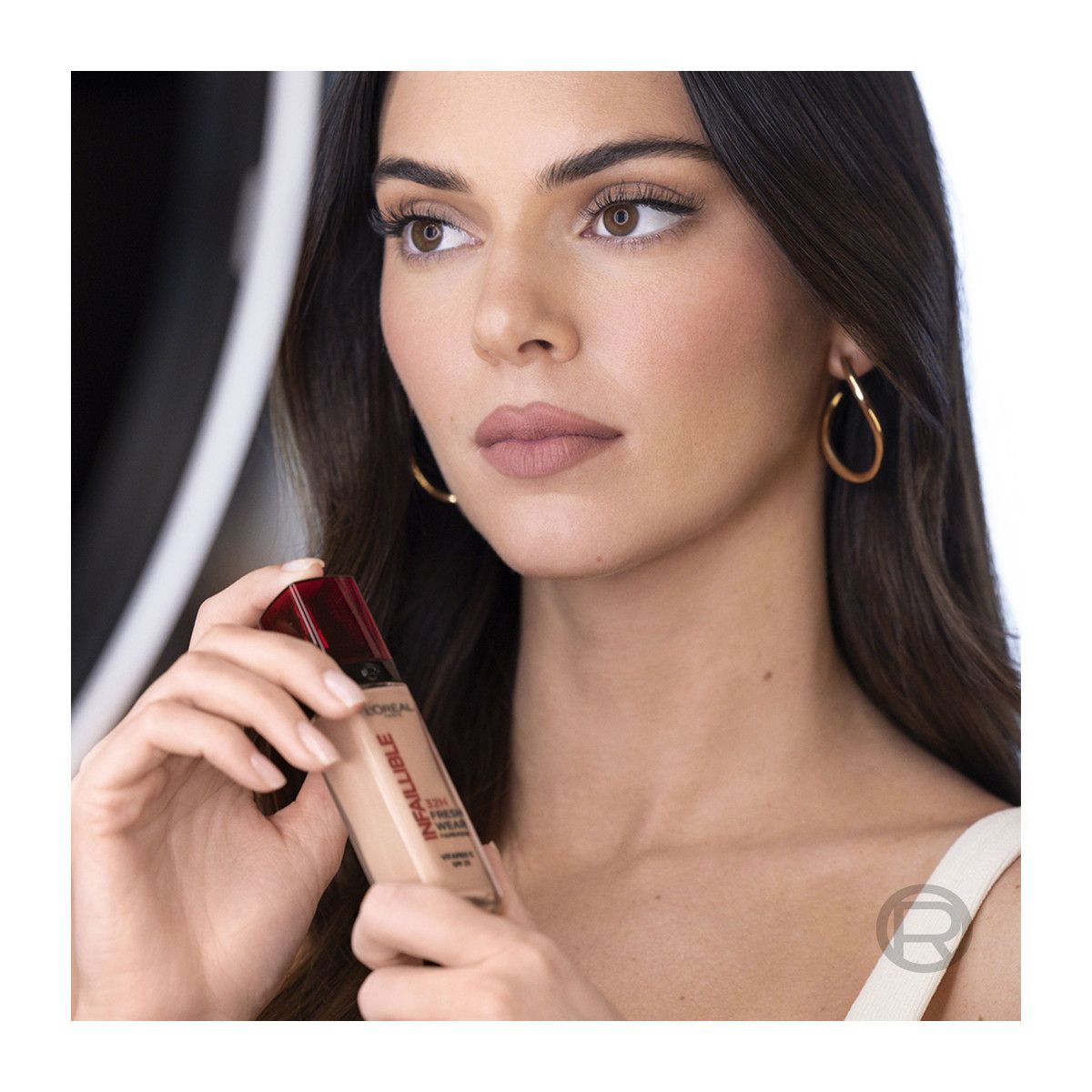 L'Oreal Paris Infaillible  32H Fresh Wear Foundation 220 Sand 30ml