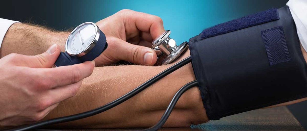 Hoher Blutdruck: Kontrollieren Sie mit gesunden Praktiken Foto