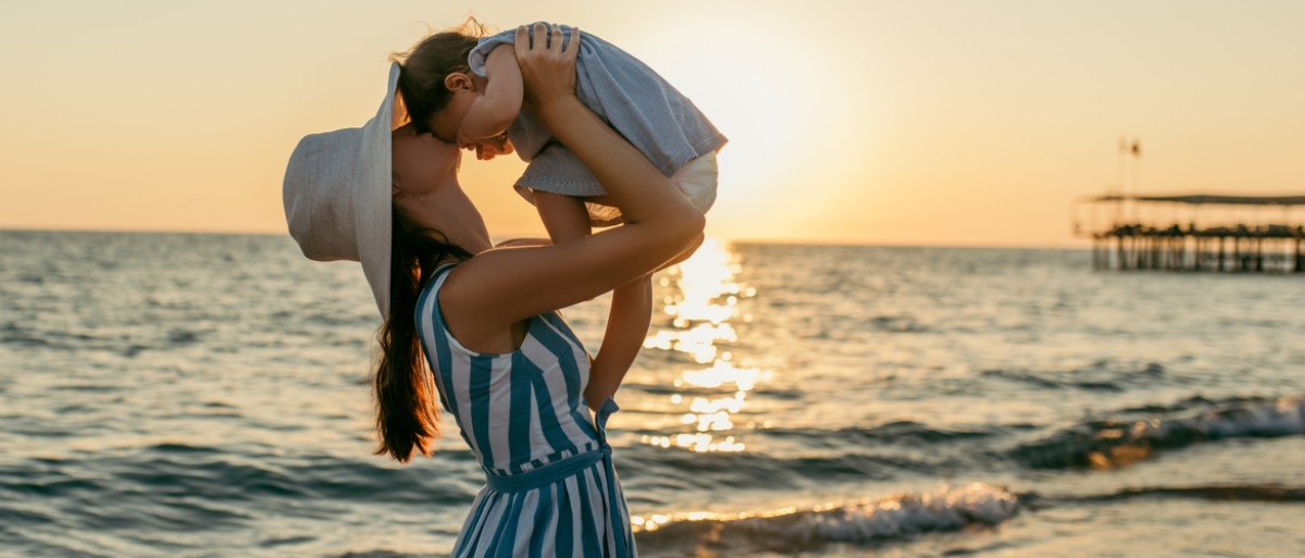 Tutte le misure per le vacanze "covid free" con la foto dei bambini