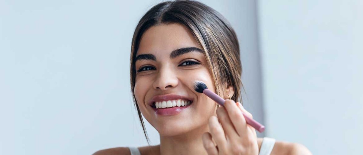 La sale vérité : pourquoi faut-il nettoyer les pinceaux de maquillage photo