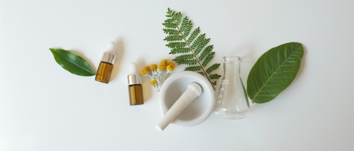 Booster, serum, essence; Οι διαφορές και ο τρόπος χρήσης κάθε προϊό... Booster, serum, essence; Οι διαφορές και ο τρόπος χρήσης κάθε προϊό...