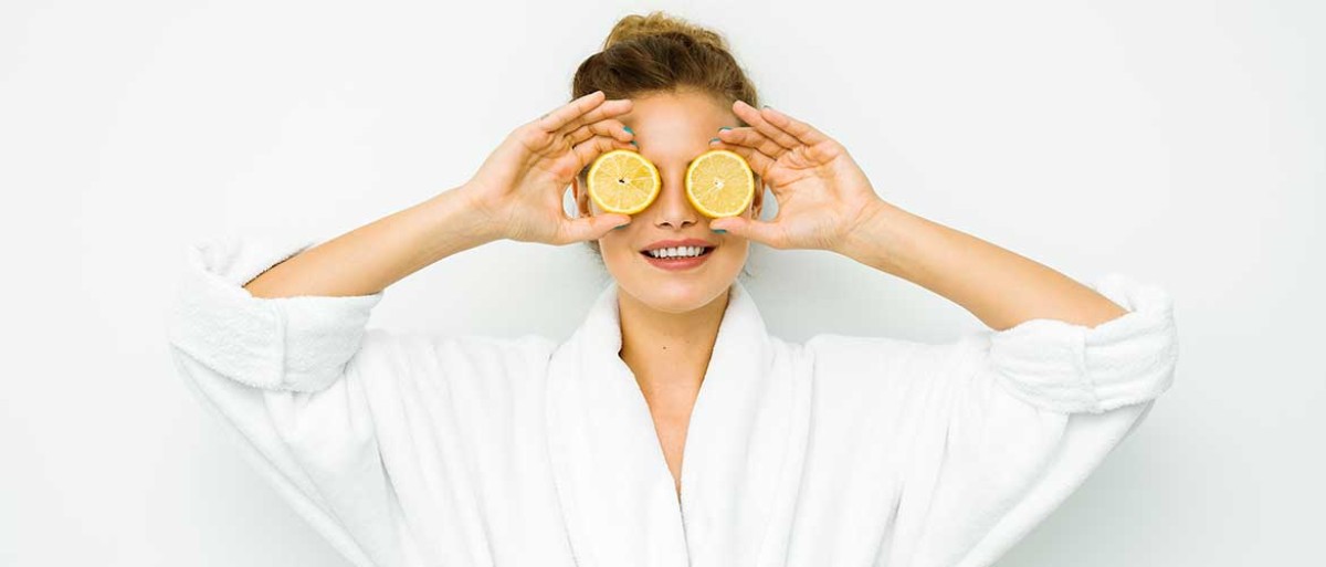 Vitamin C: Your skin's secret superhero! photo