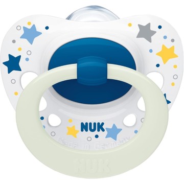 Nuk Signature Silikon-Schnuller Nachtweiß mit Sternen für 18–36 Monate mit Etui, 1 Stück