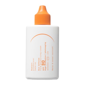 Crème hydratante fluide de défense solaire radiante Spf 30, 50 ml