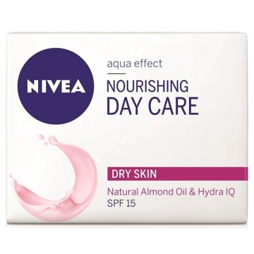 Nivea Nourishing Day Cream for Dry/Sensitive Skin SPF15, 50ml