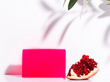 Olive Touch Soap With Oraganic Olive Oil Pomegranate 100gr