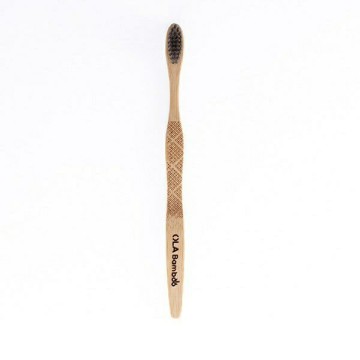 OLA Bamboo Μαλακή Οδοντόβουρτσα από Μπαμπού με Τρίχες Εμποτισμένες με Άνθρακα 1τμχ
