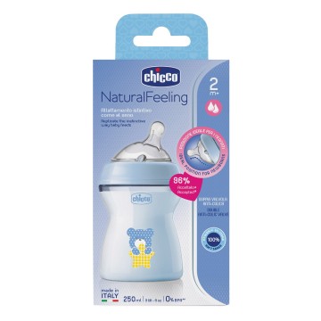 Chicco Natural Feeling Anti-Kolik-Babyflasche aus Kunststoff mit Silikonsauger, 250 ml, für 2+ Monate, Blau, 1 Stück