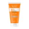 Avène Soins Solaires Clenance crema solare viso SPF 50+ con tinta per pelli grasse sensibili con imperfezioni 50 ml